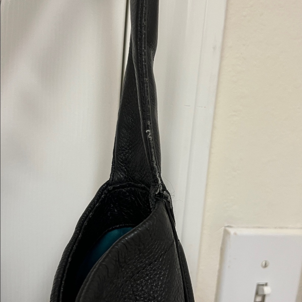 Coach Black Shoulder Bag - Picture 11 of 16
